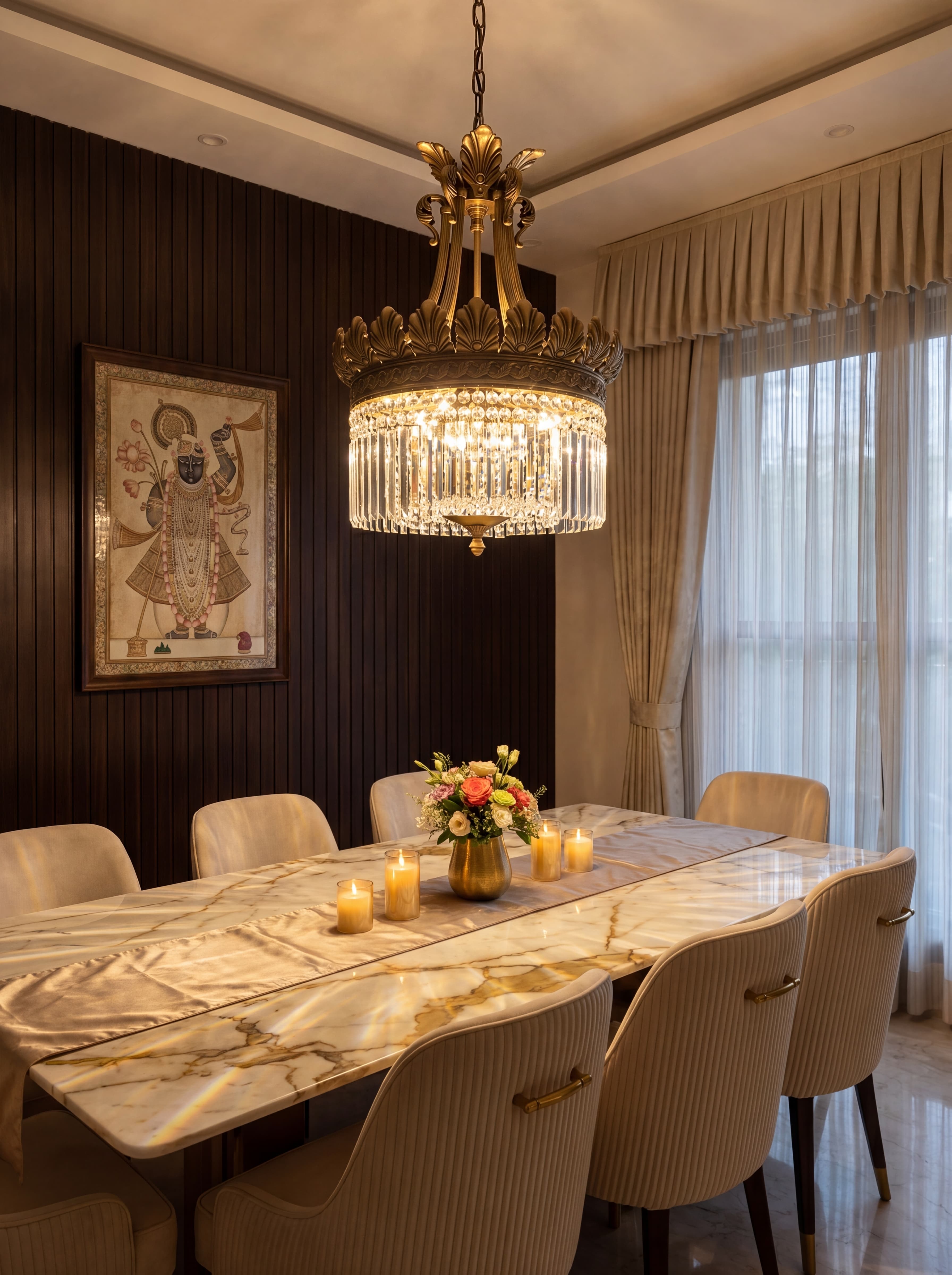Crystal Crown in room